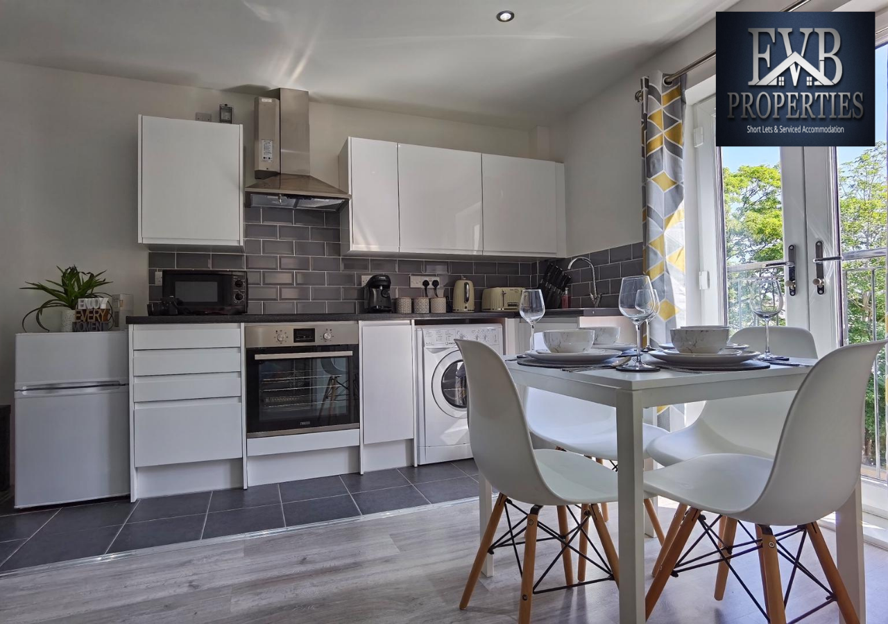 EVB Properties Short Lets Serviced Accommodation Southampton Apartment Holiday Betterthanhotel Contractors Self Catering Short Long Term Lets Airbnb (10)