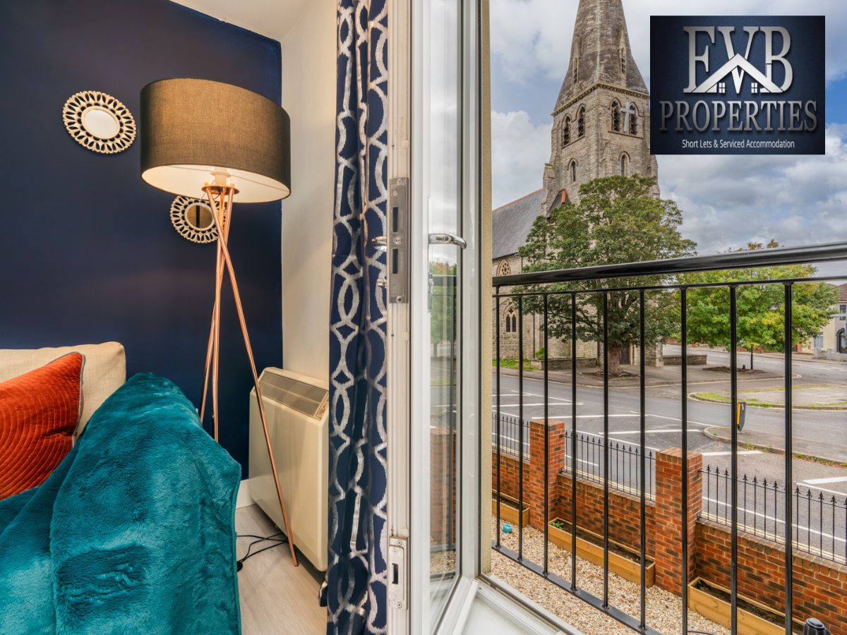 EVB Properties Short Lets Serviced Accommodation Southampton Apartment Holiday Betterthanhotel Contractors Self Catering Short Long Term Lets Airbnb (10)