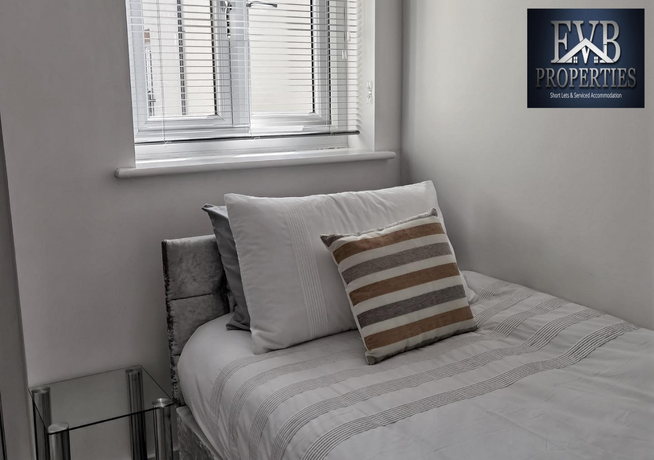 EVB Properties Short Lets Serviced Accommodation Southampton Apartment Holiday Betterthanhotel Contractors Self Catering Short Long Term Lets Airbnb (3)