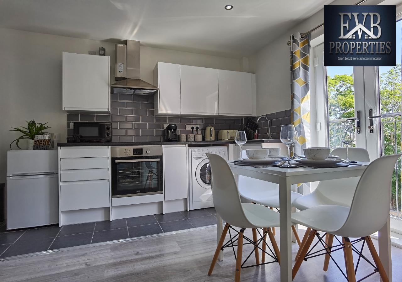 EVB Properties Short Lets Serviced Accommodation Southampton Apartment Holiday Betterthanhotel Contractors Self Catering Short Long Term Lets Airbnb (4)