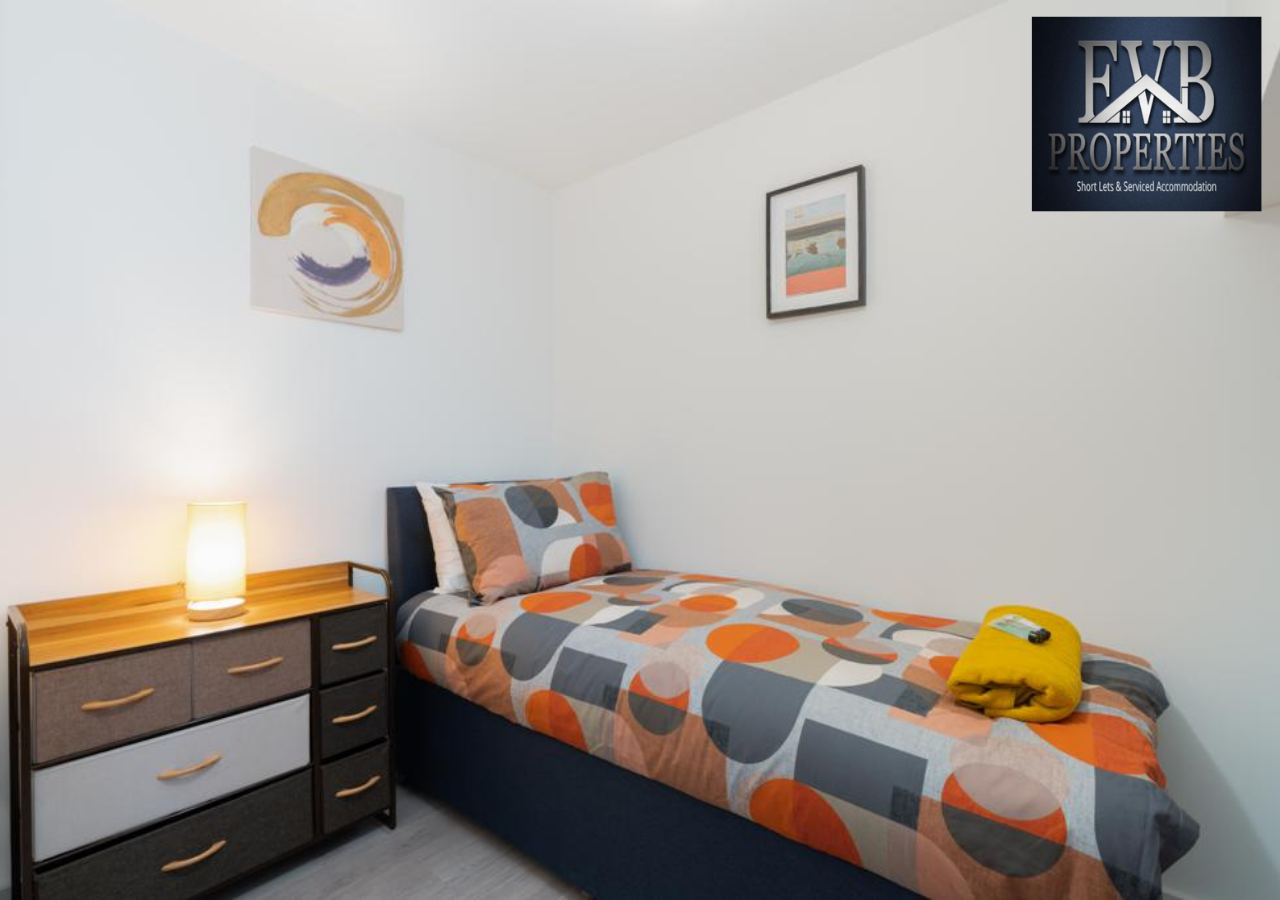 EVB Properties Short Lets Serviced Accommodation Southampton Apartment Holiday Betterthanhotel Contractors Self Catering Short Long Term Lets Airbnb (6)