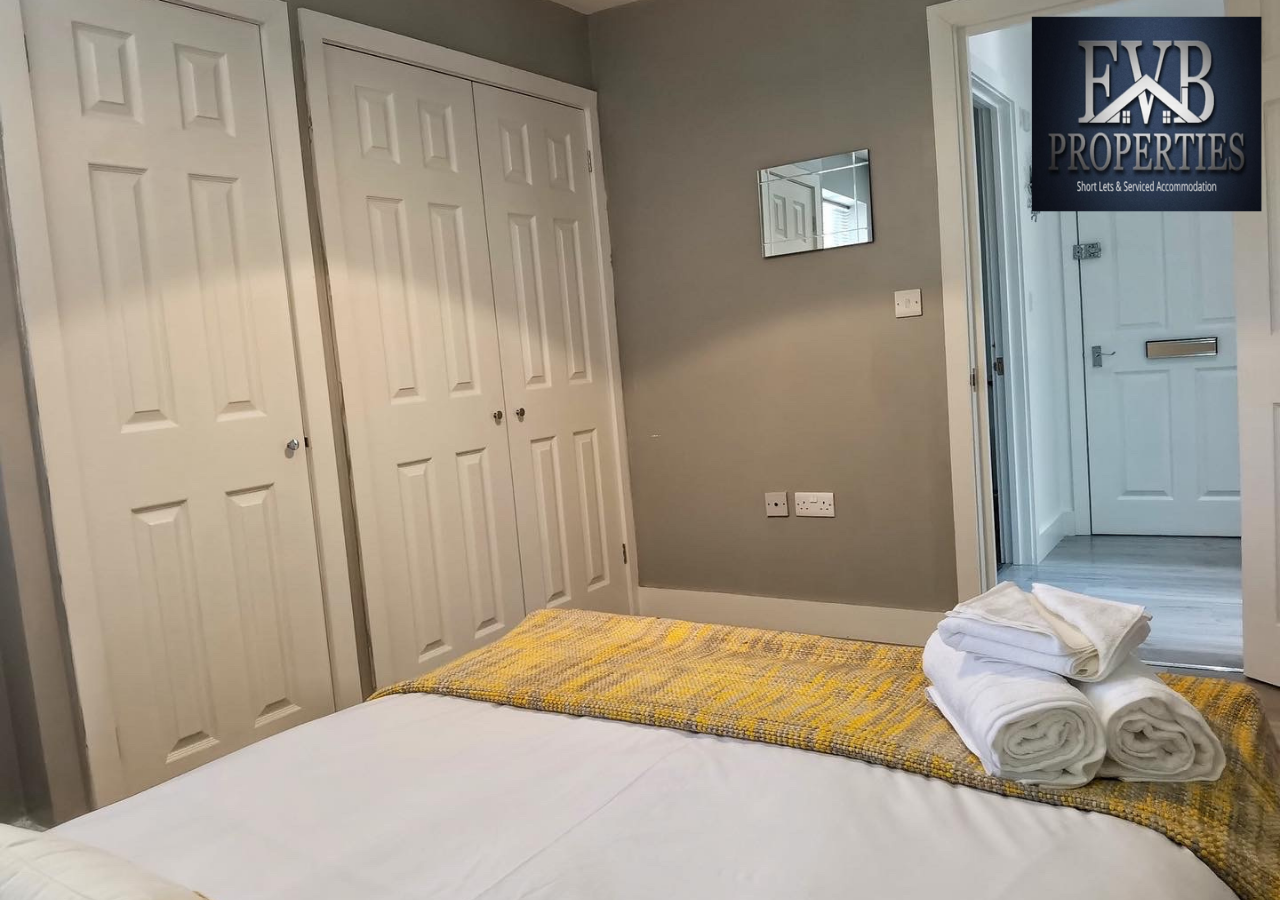 EVB Properties Short Lets Serviced Accommodation Southampton Apartment Holiday Betterthanhotel Contractors Self Catering Short Long Term Lets Airbnb (9)